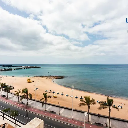 Penthouse Reducto Beach شقة *